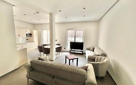 Luxury Brand New Apartment